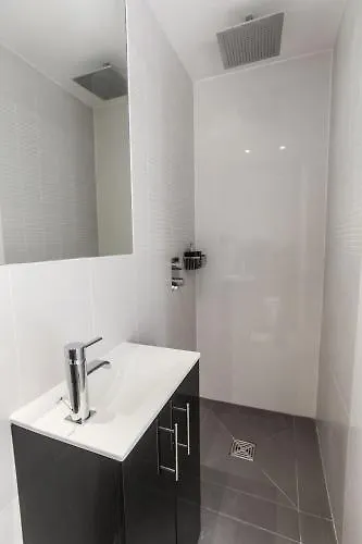 Room Home Stay London Aparthotel