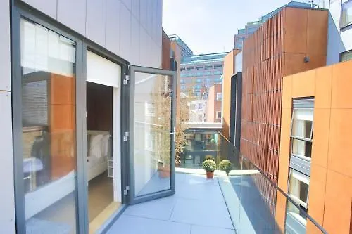 Room Home Stay London 4*,