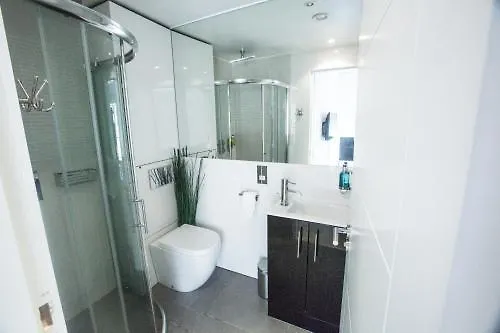 Room Home Stay London Aparthotel